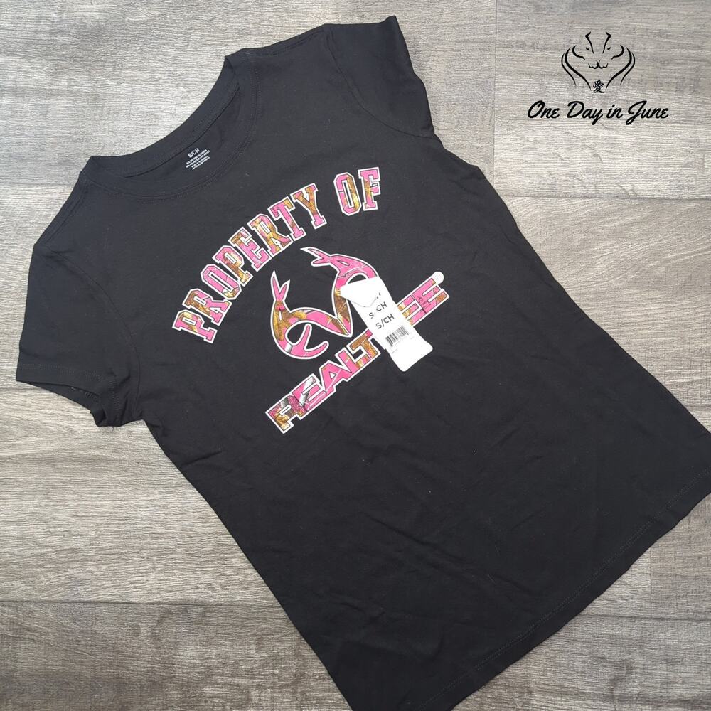 Realtree Girl Property of Realtree T Shirt Size S